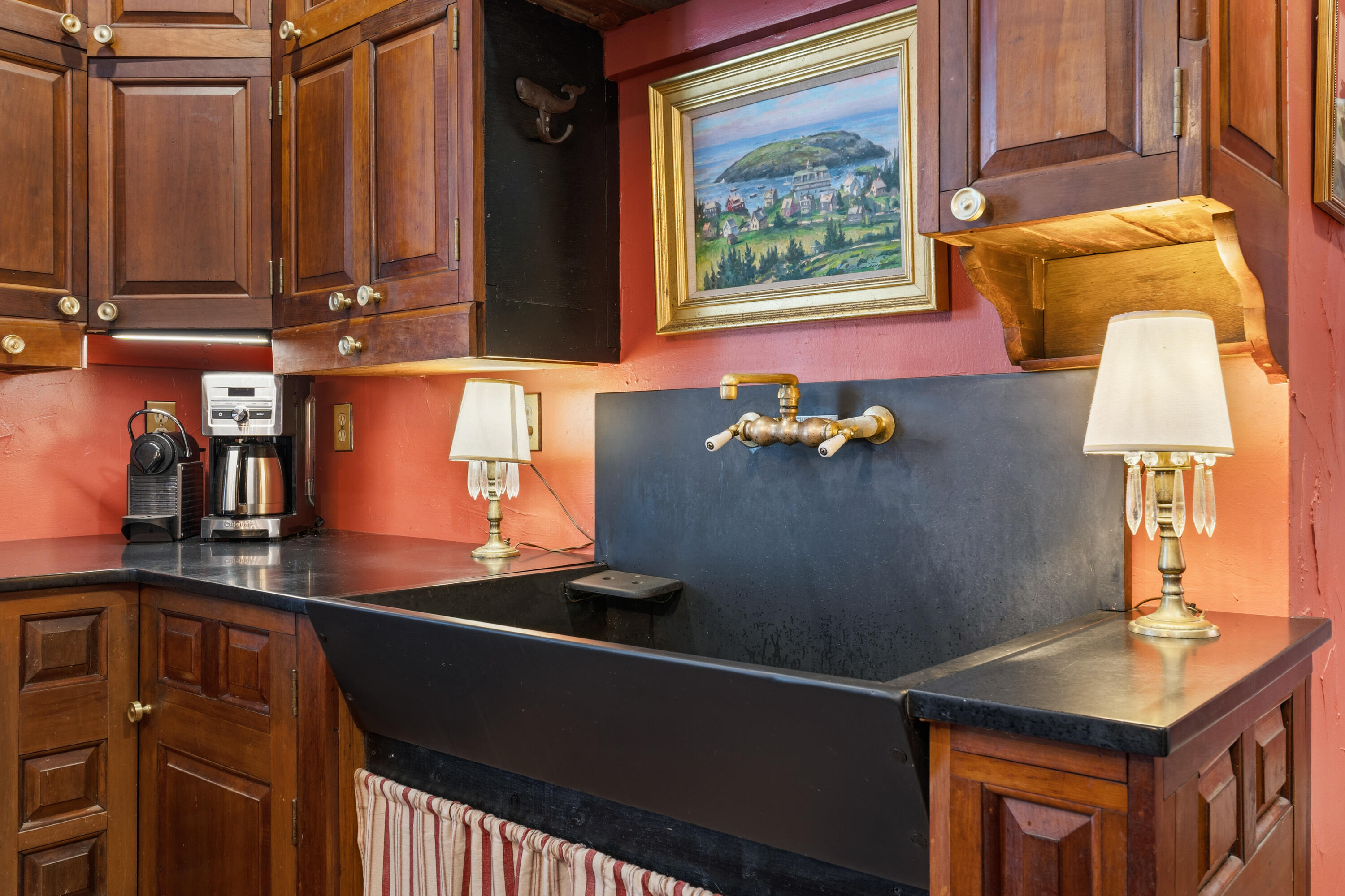 63 Federal Street Wiscasset ME 04578