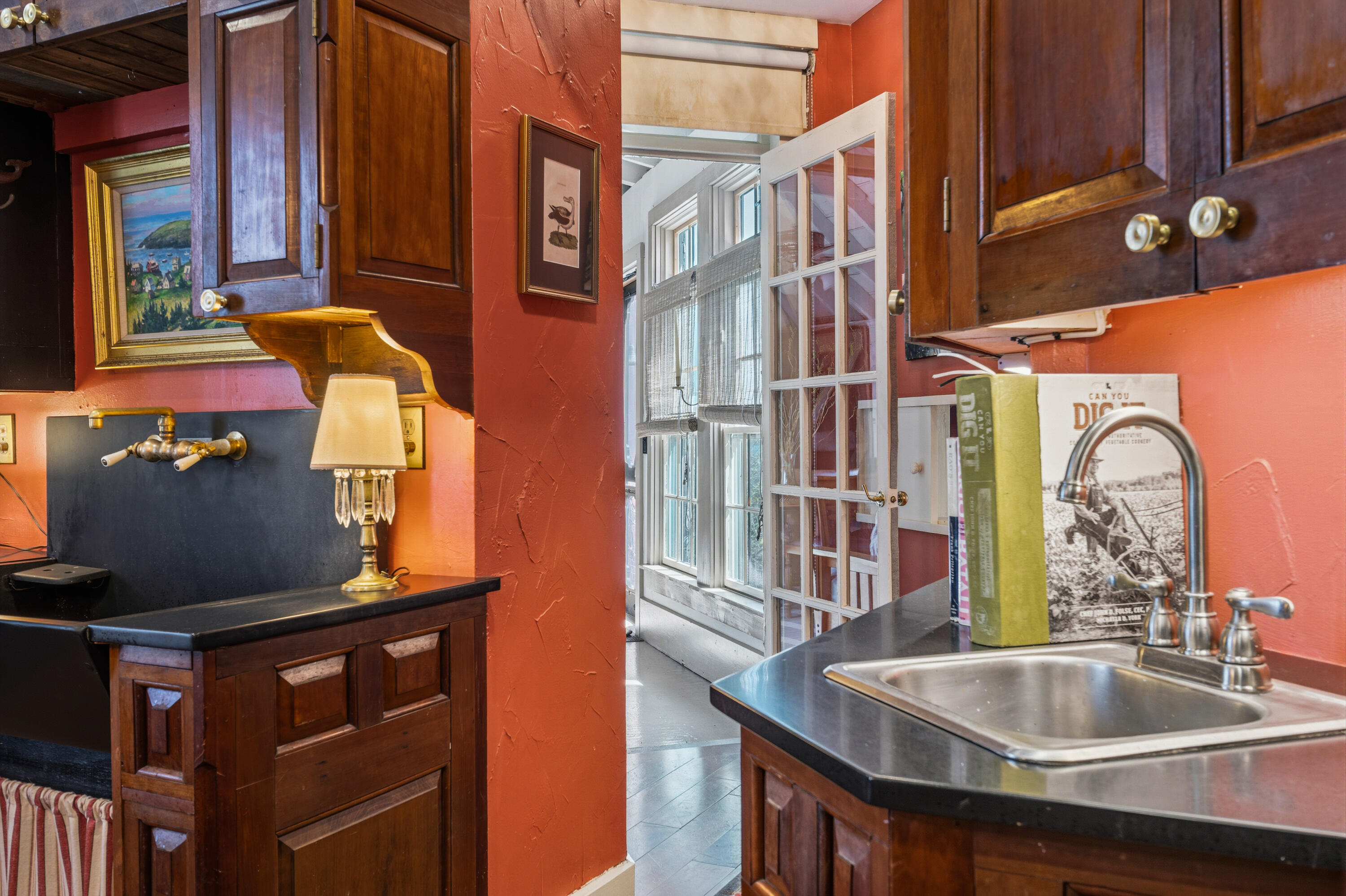 63 Federal Street Wiscasset ME 04578