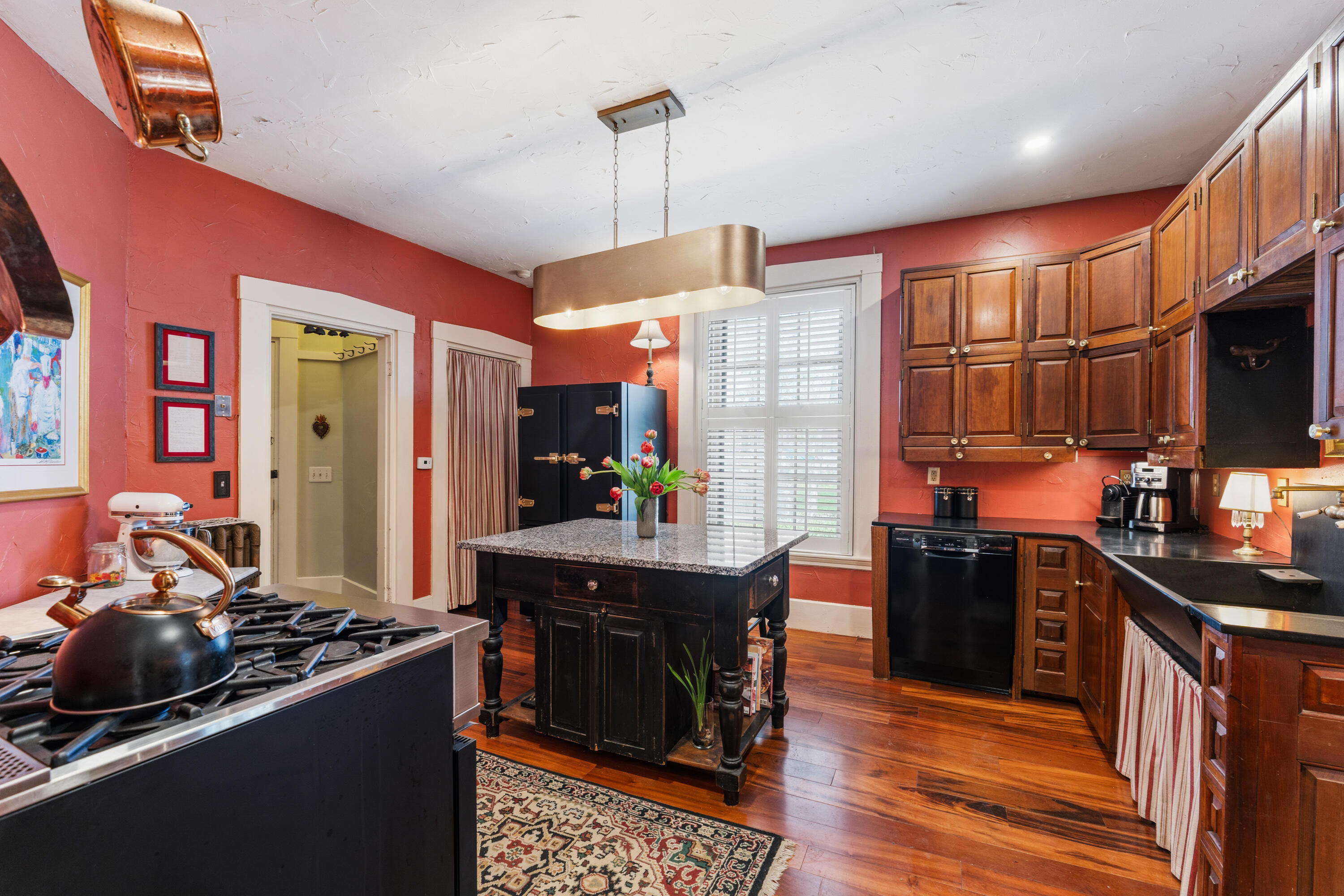 63 Federal Street Wiscasset ME 04578