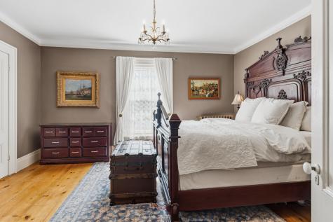 63 Federal Street Wiscasset ME 04578