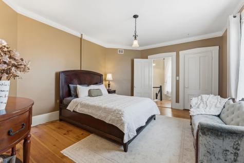63 Federal Street Wiscasset ME 04578