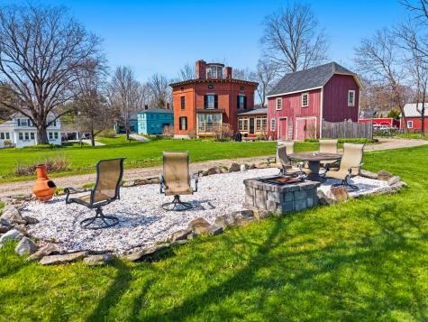 63 Federal Street Wiscasset ME 04578