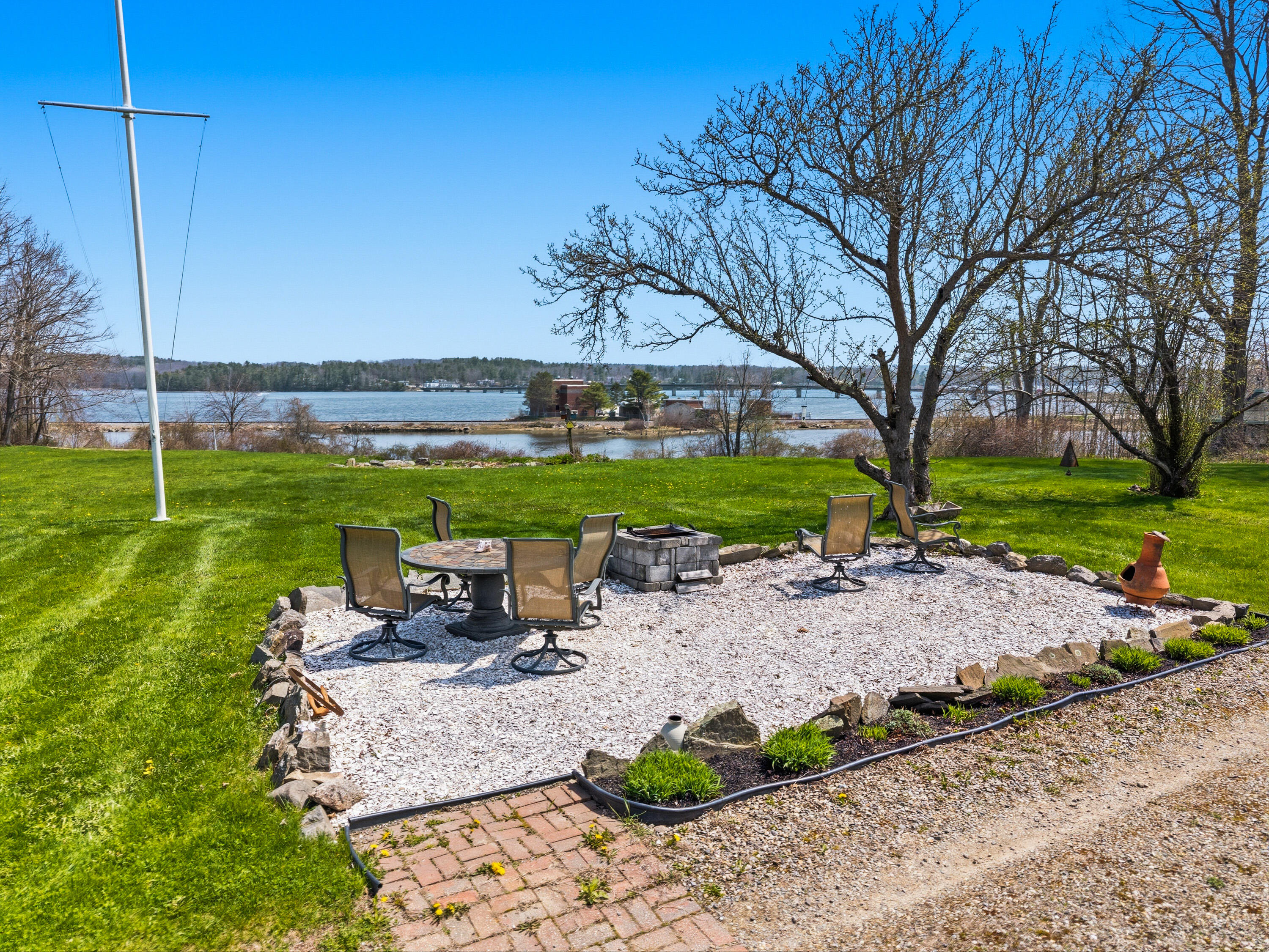 63 Federal Street Wiscasset ME 04578