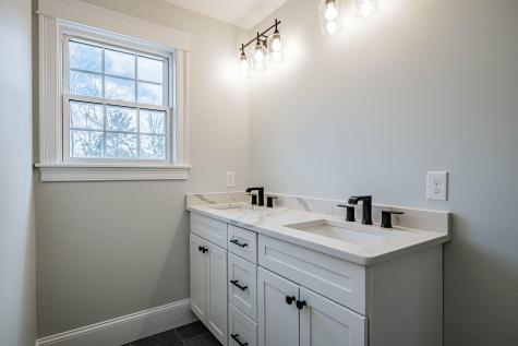 20 Hayfield Lane Windham ME 04062
