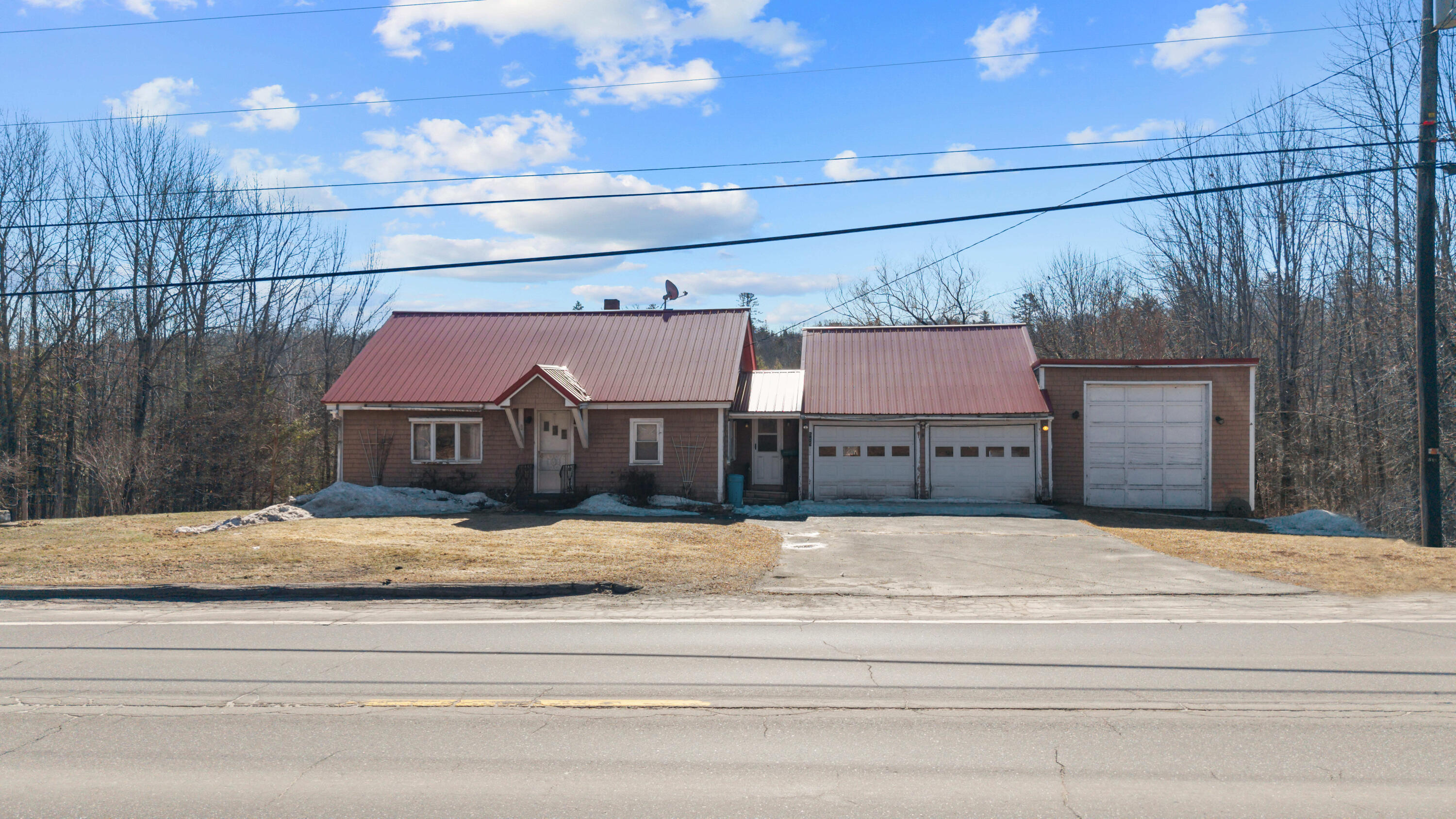 515 Water Street Guilford ME 04443