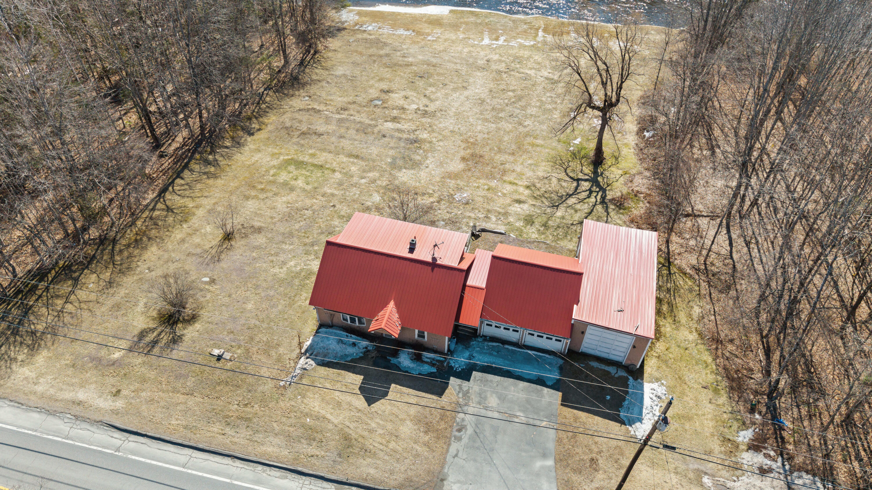 515 Water Street Guilford ME 04443