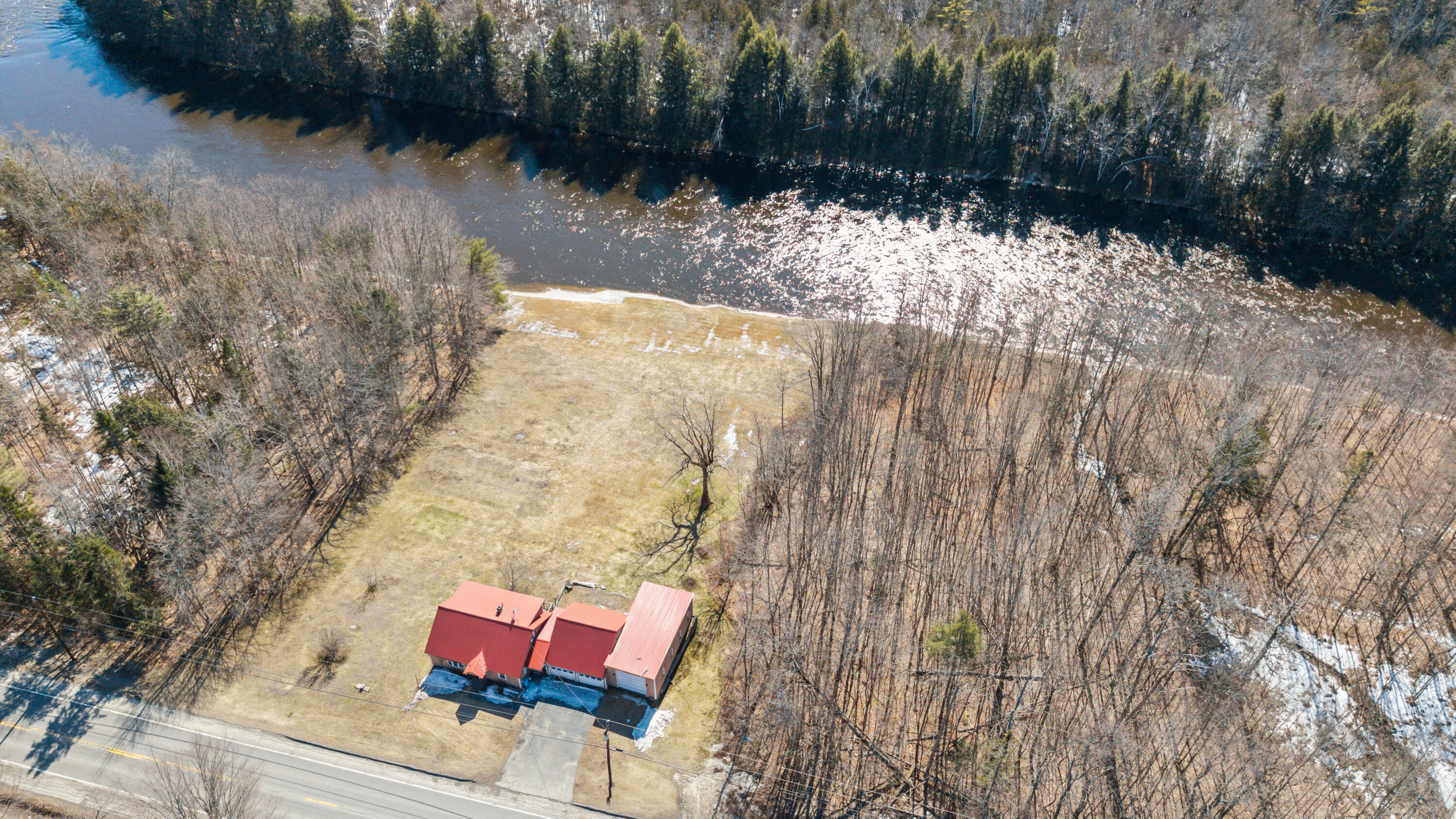 515 Water Street Guilford ME 04443