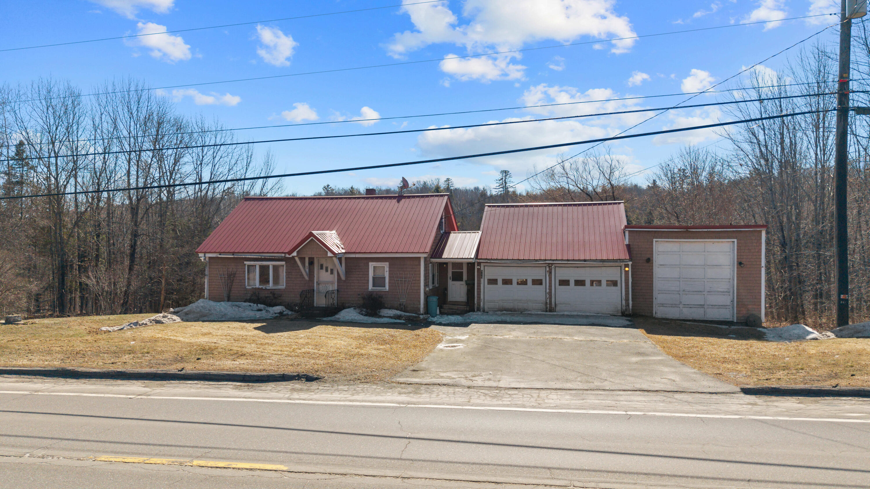 515 Water Street Guilford ME 04443