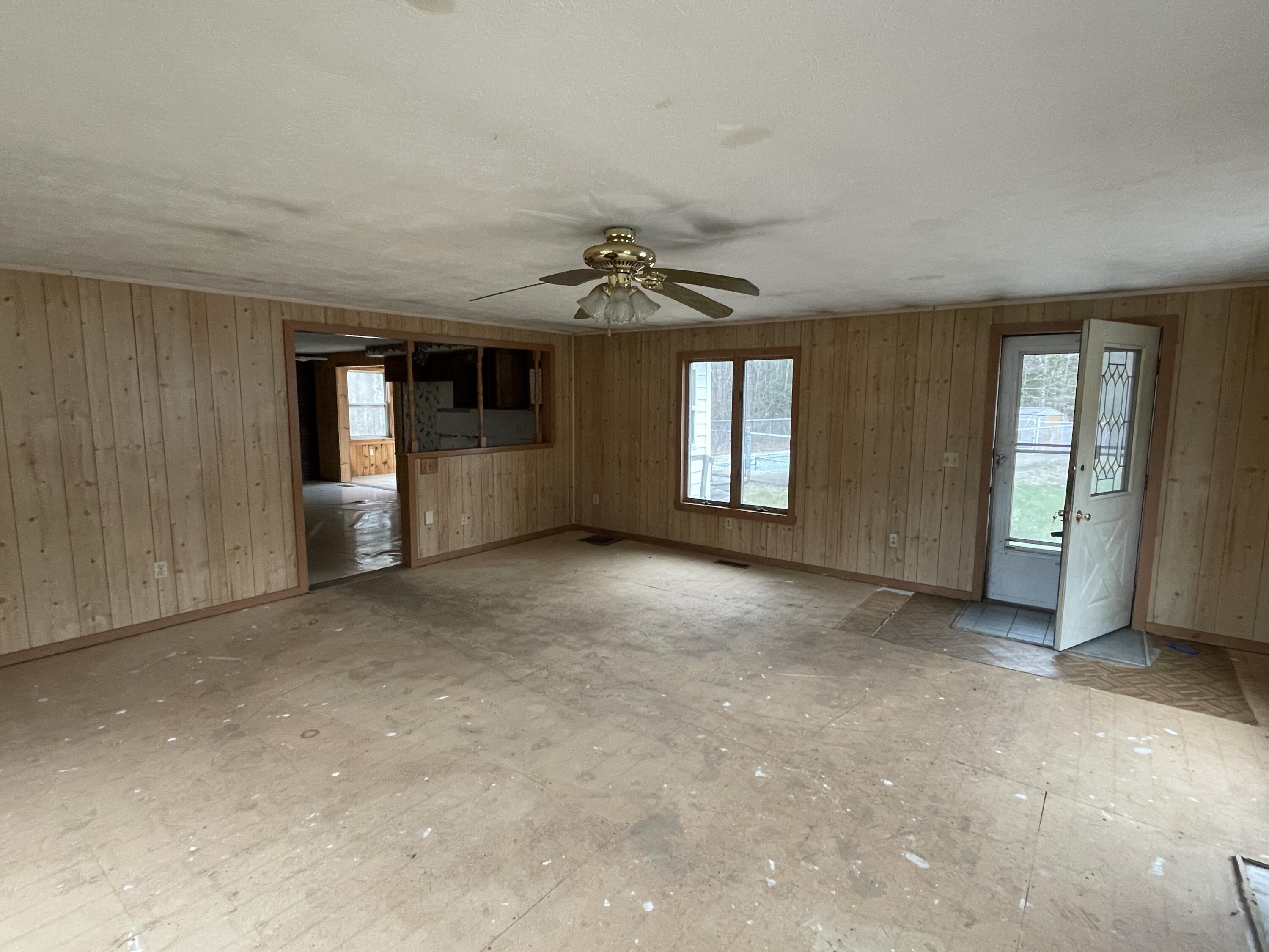 22 Robins Way Turner ME 04282