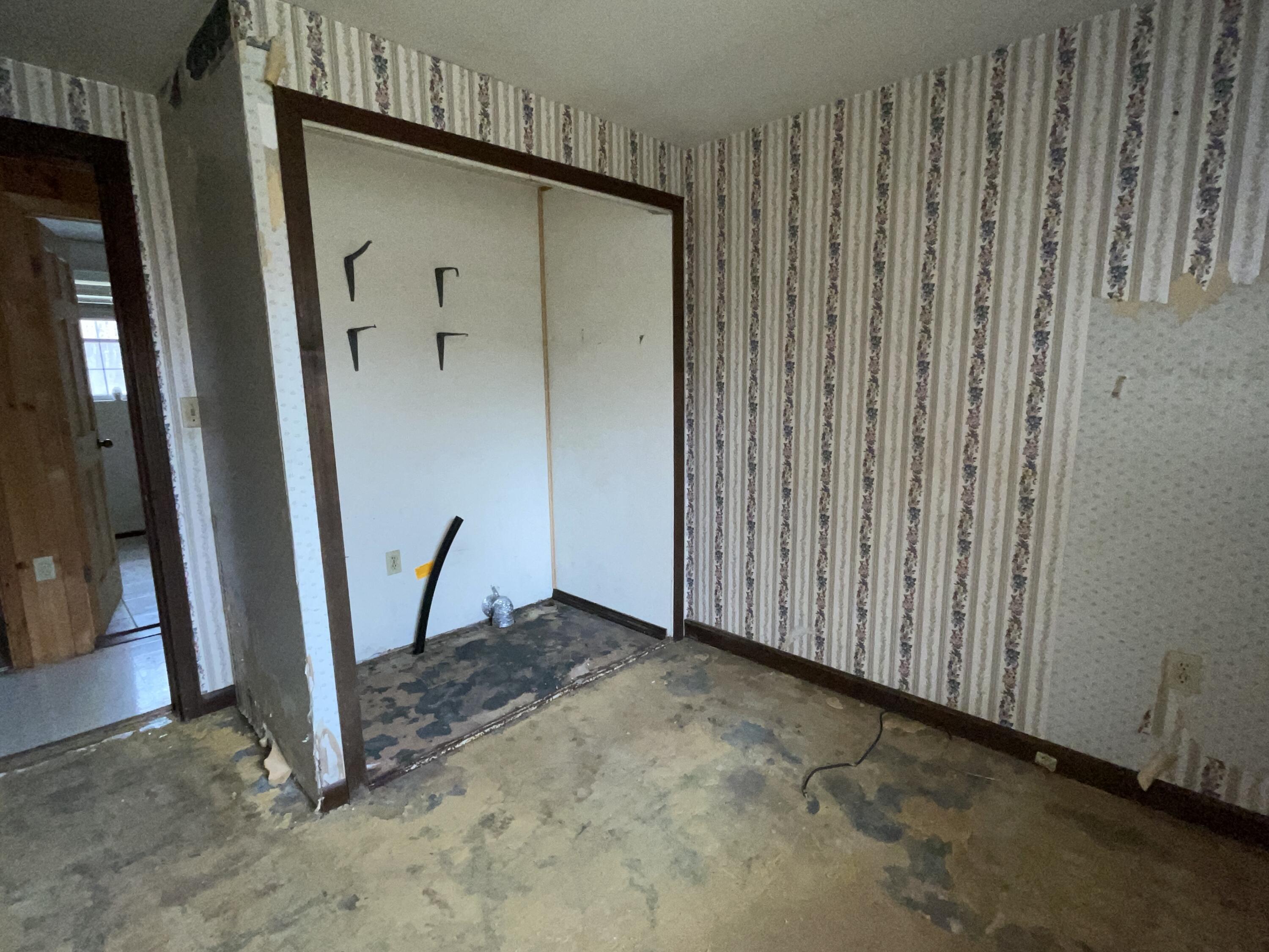 22 Robins Way Turner ME 04282