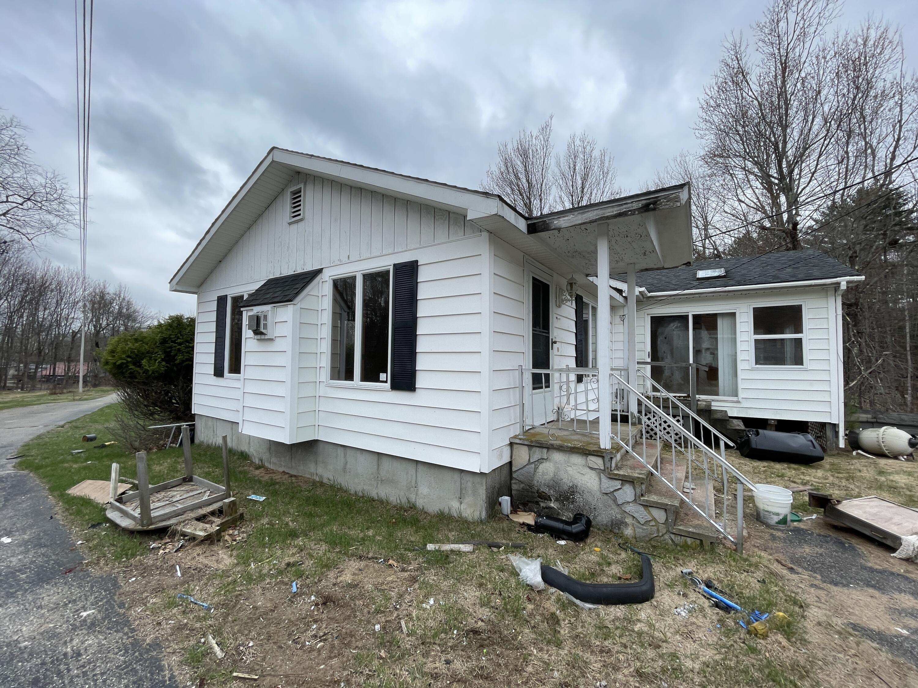 22 Robins Way Turner ME 04282