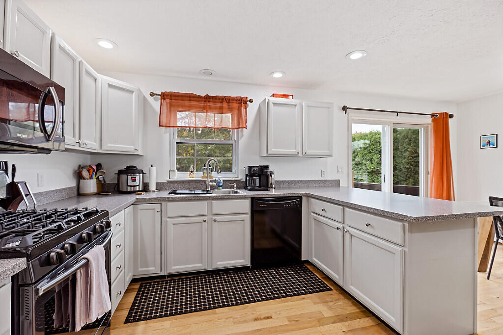 8 Kyle Street Brunswick ME 04011