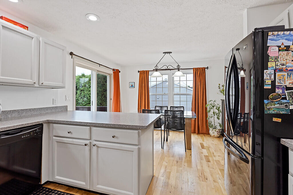 8 Kyle Street Brunswick ME 04011