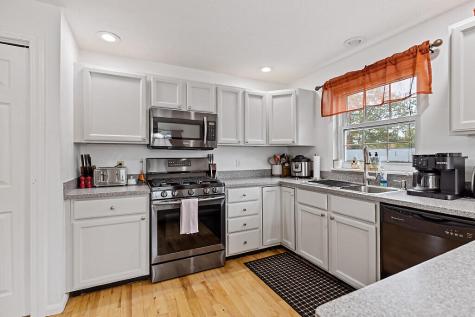 8 Kyle Street Brunswick ME 04011