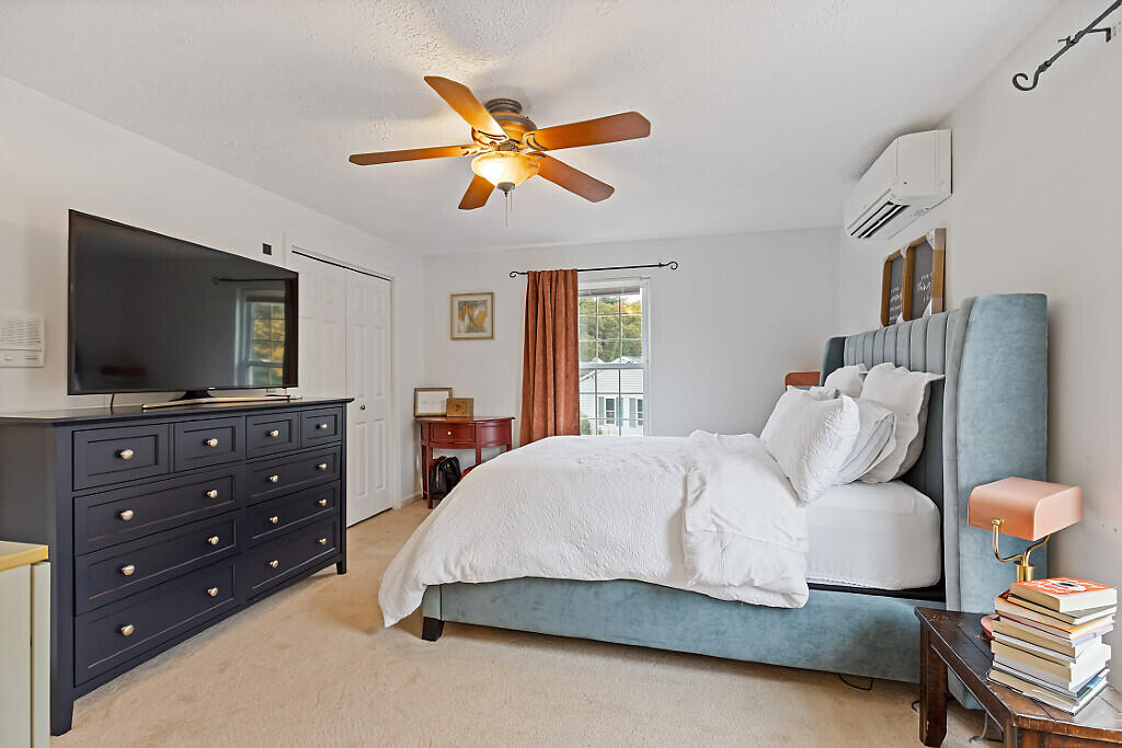 8 Kyle Street Brunswick ME 04011