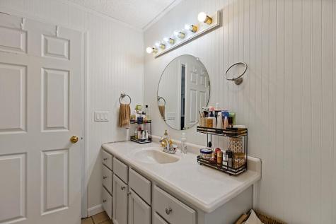 8 Kyle Street Brunswick ME 04011