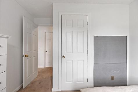 8 Kyle Street Brunswick ME 04011