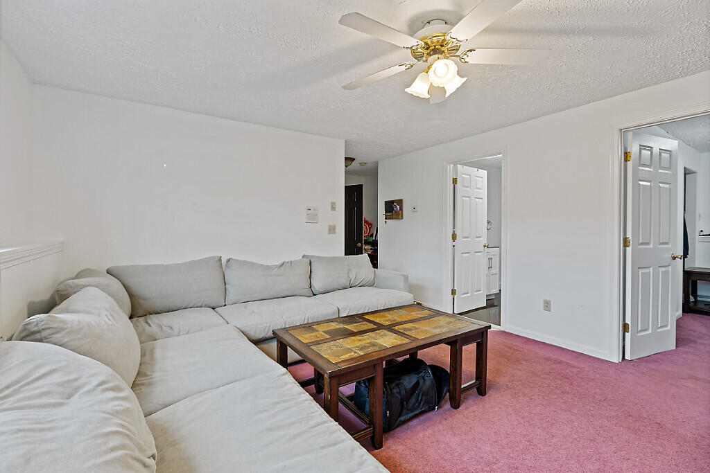 8 Kyle Street Brunswick ME 04011