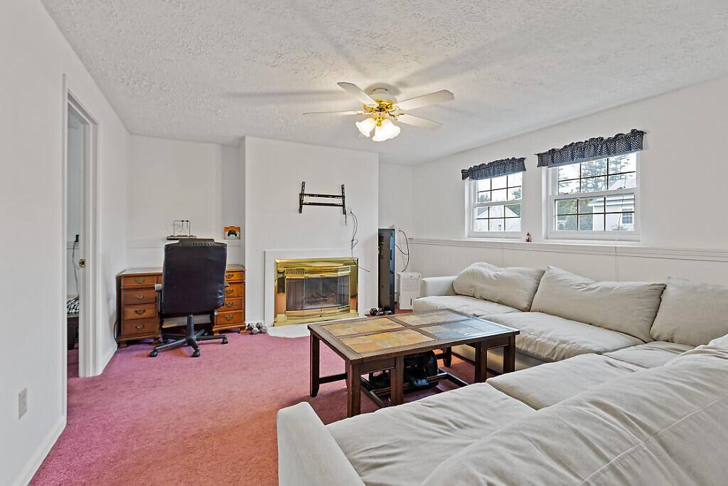 8 Kyle Street Brunswick ME 04011