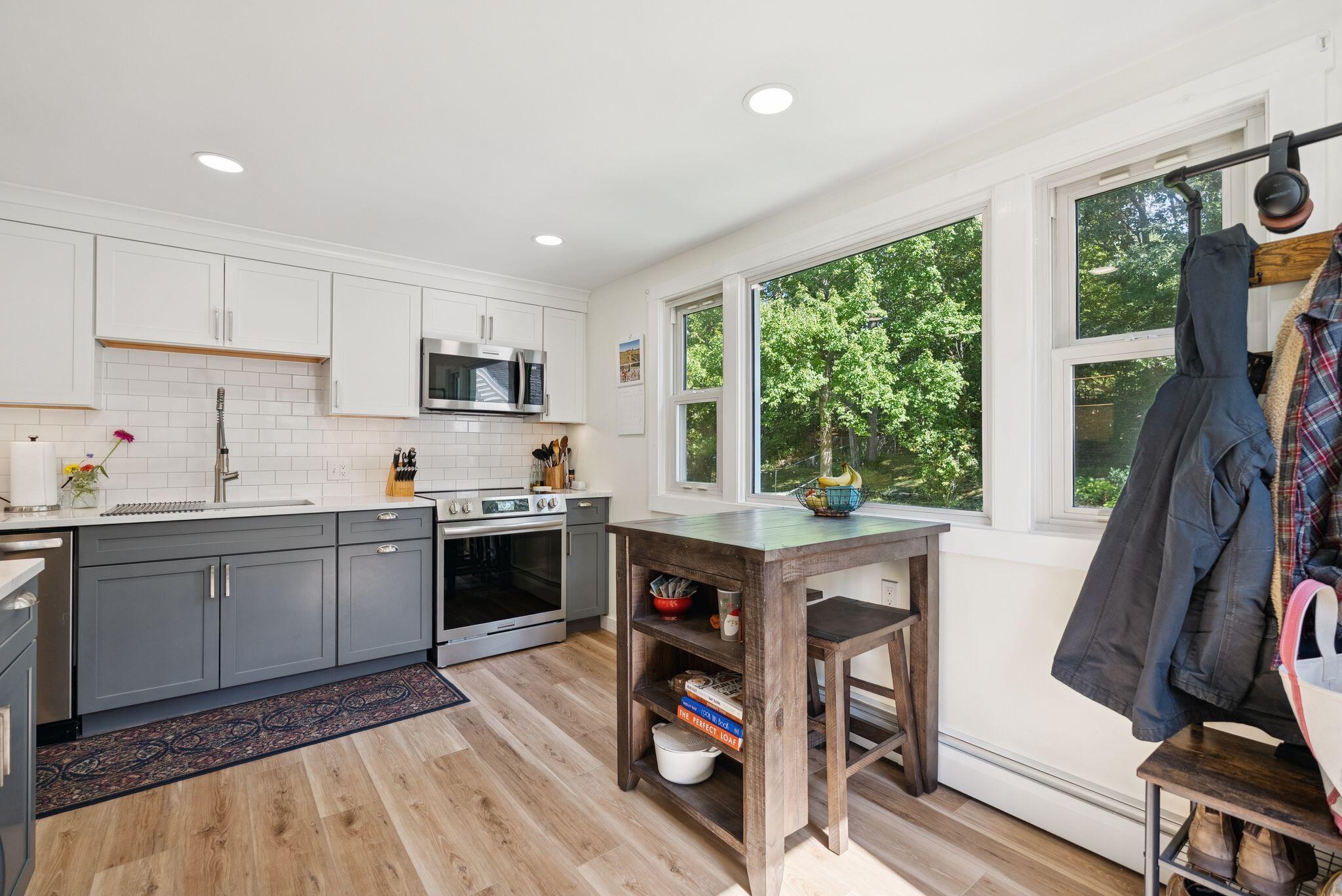 91 Coach Road South Portland ME 04106