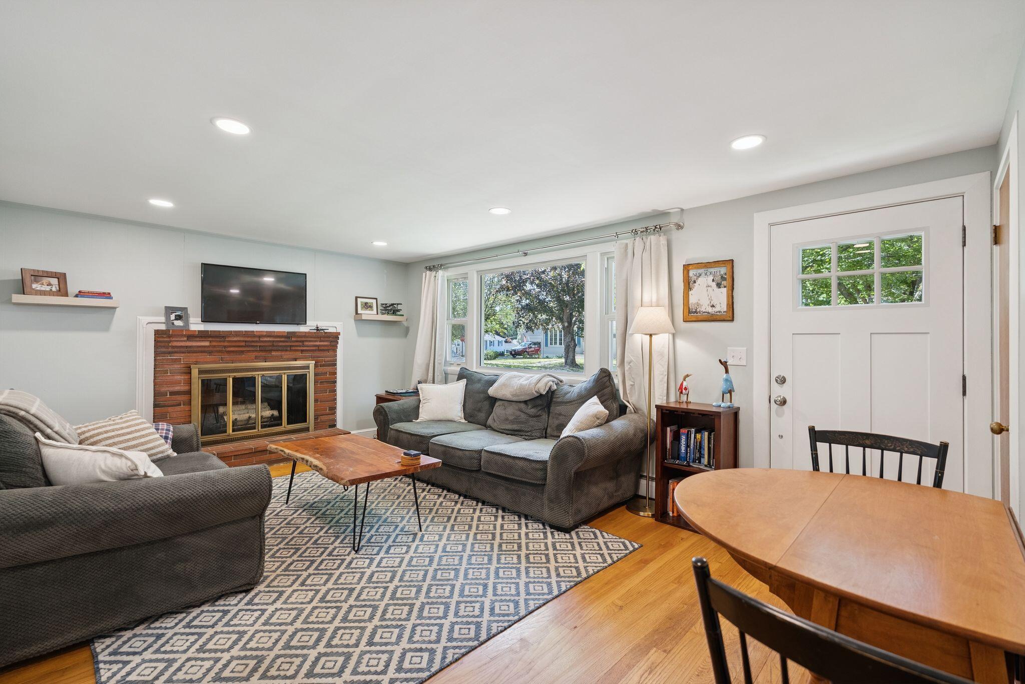 91 Coach Road South Portland ME 04106