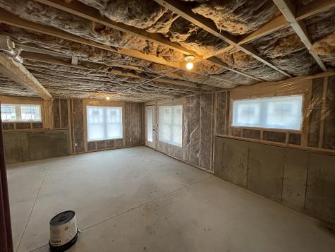 201 Dunton Road Naples ME 04055