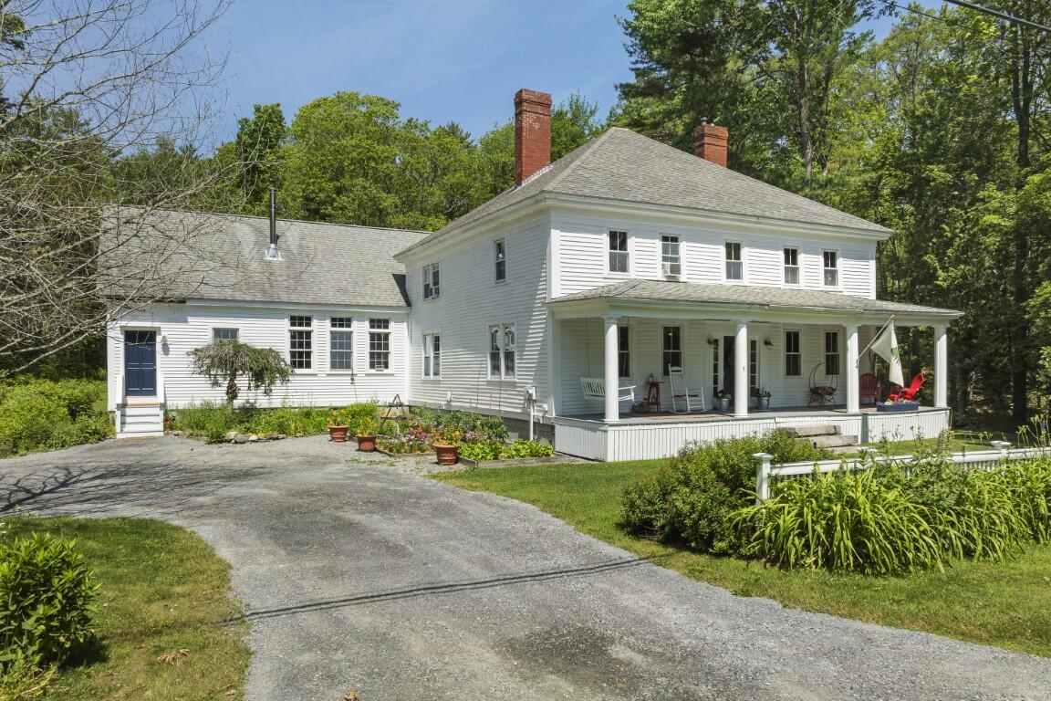 416 River Road Edgecomb ME 04556