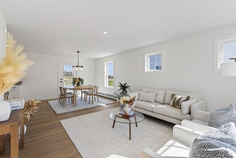 12 Feldspar Lane Cumberland ME 04021