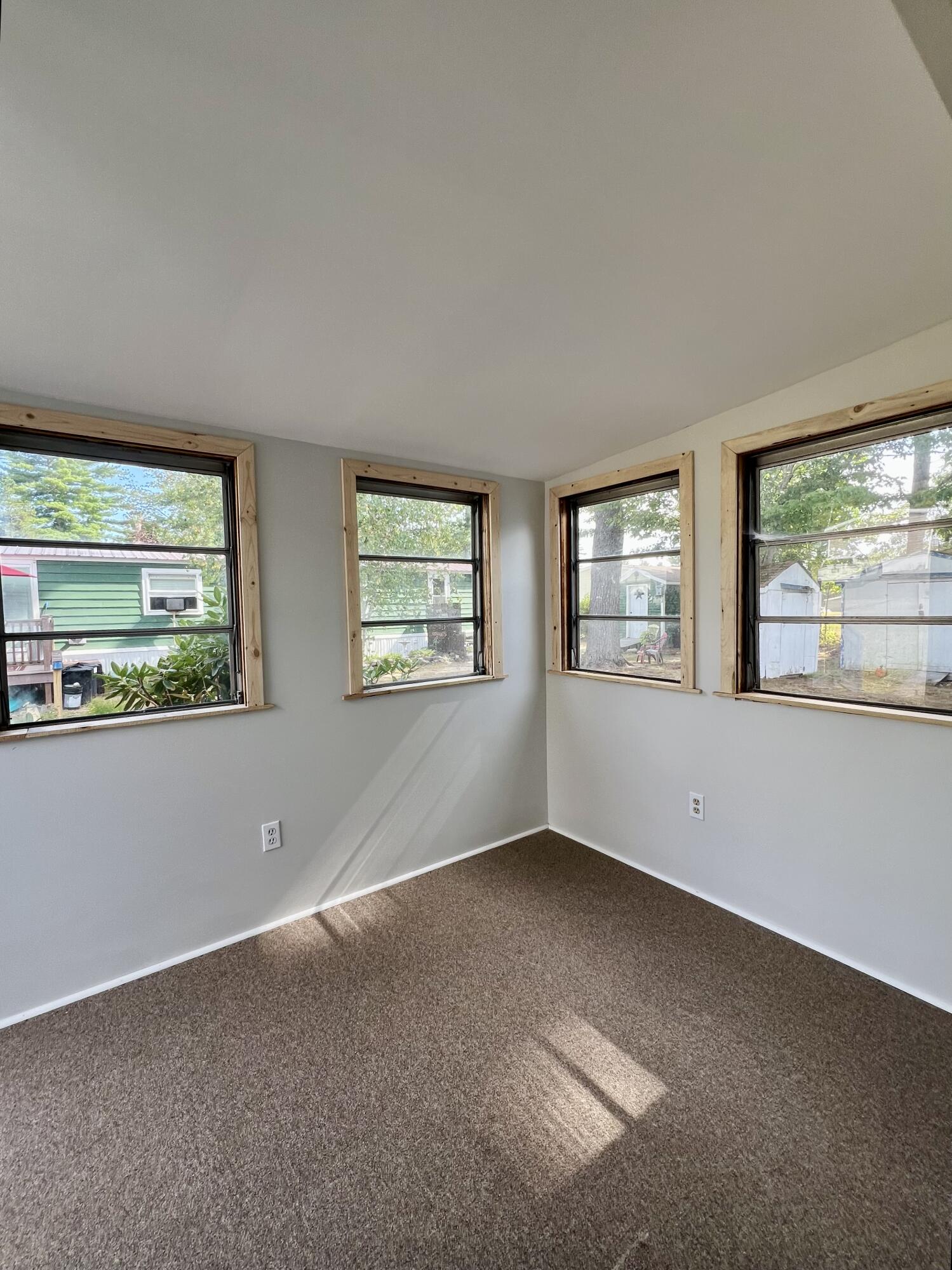 21 Holiday Lane Standish ME 04084