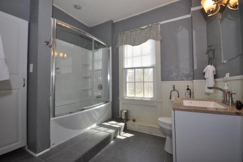 225 W Main Street Searsport ME 04974