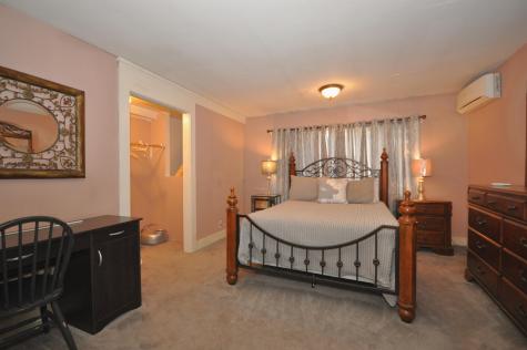 225 W Main Street Searsport ME 04974