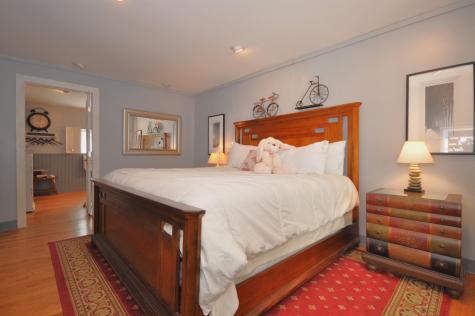 225 W Main Street Searsport ME 04974