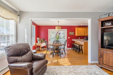 686 Brighton Hill Road Minot ME 04258