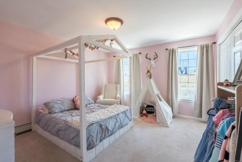 686 Brighton Hill Road Minot ME 04258
