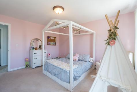 686 Brighton Hill Road Minot ME 04258