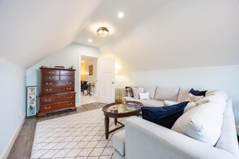 8 Grover Avenue Kittery ME 03904