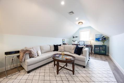 8 Grover Avenue Kittery ME 03904