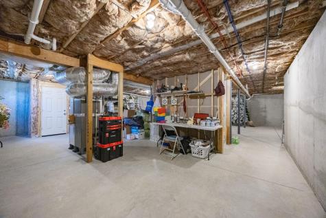 8 Grover Avenue Kittery ME 03904