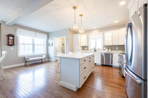 8 Grover Avenue Kittery ME 03904