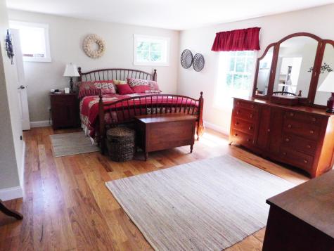 16 Higgins Drive Kennebunk ME 04043