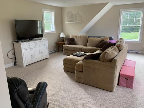 16 Higgins Drive Kennebunk ME 04043