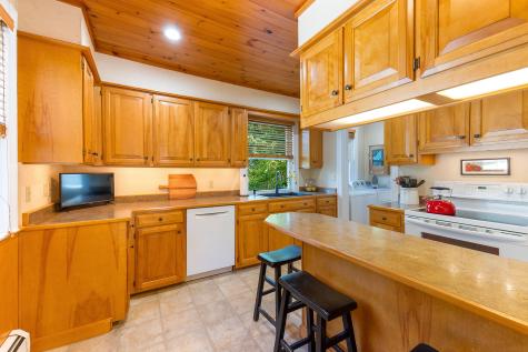 81 Highland Avenue Auburn ME 04210