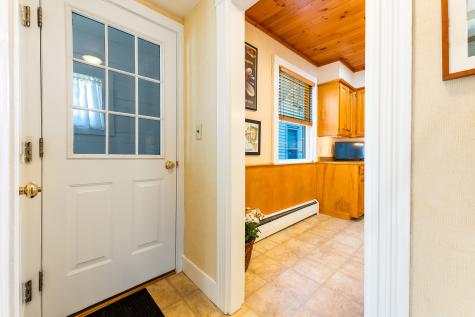 81 Highland Avenue Auburn ME 04210