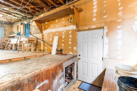 81 Highland Avenue Auburn ME 04210