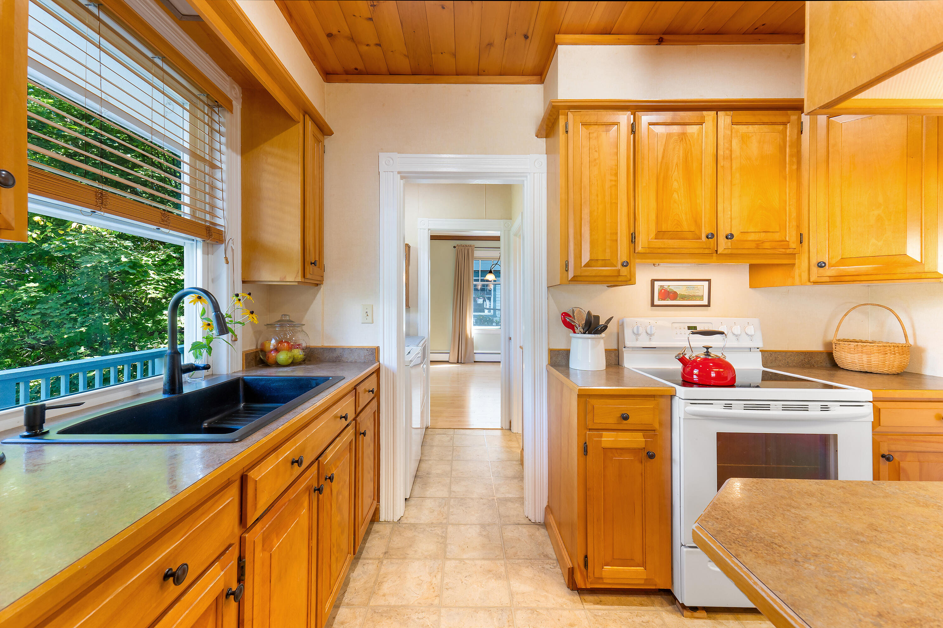 81 Highland Avenue Auburn ME 04210