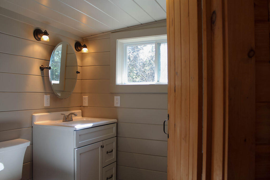 5 Abigail Rock Rd Road Vinalhaven ME 04863