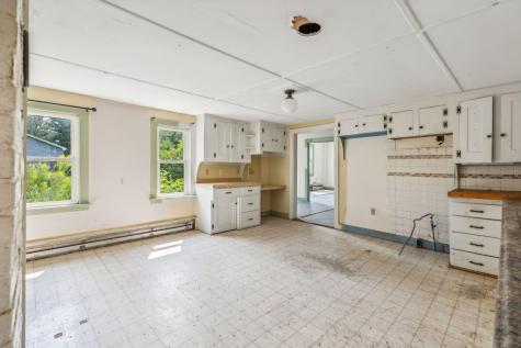 115 Main Street Bowdoinham ME 04008