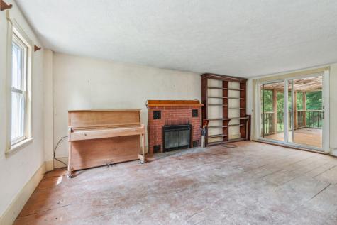 115 Main Street Bowdoinham ME 04008