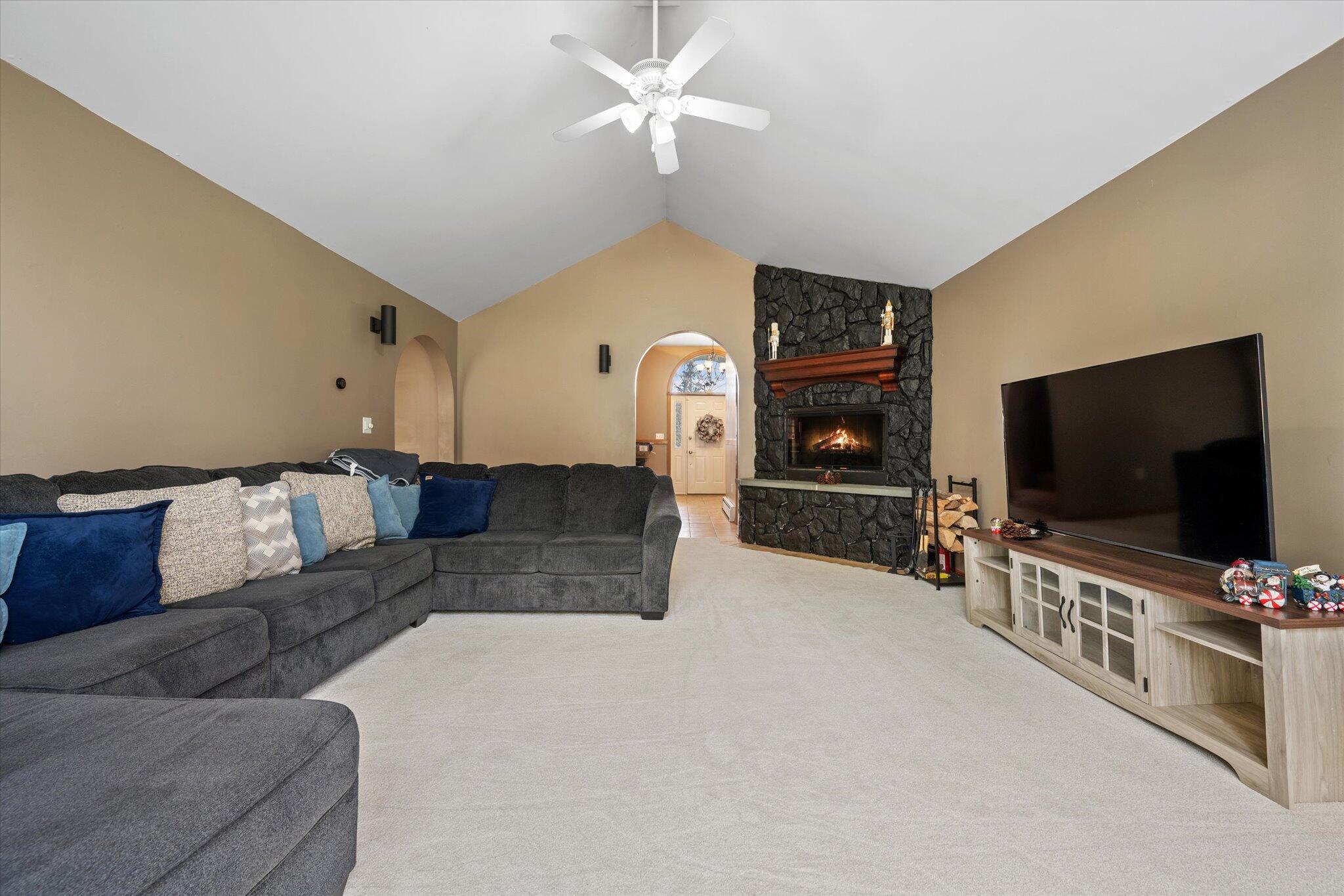 692 Kennebec Road Hampden ME 04444