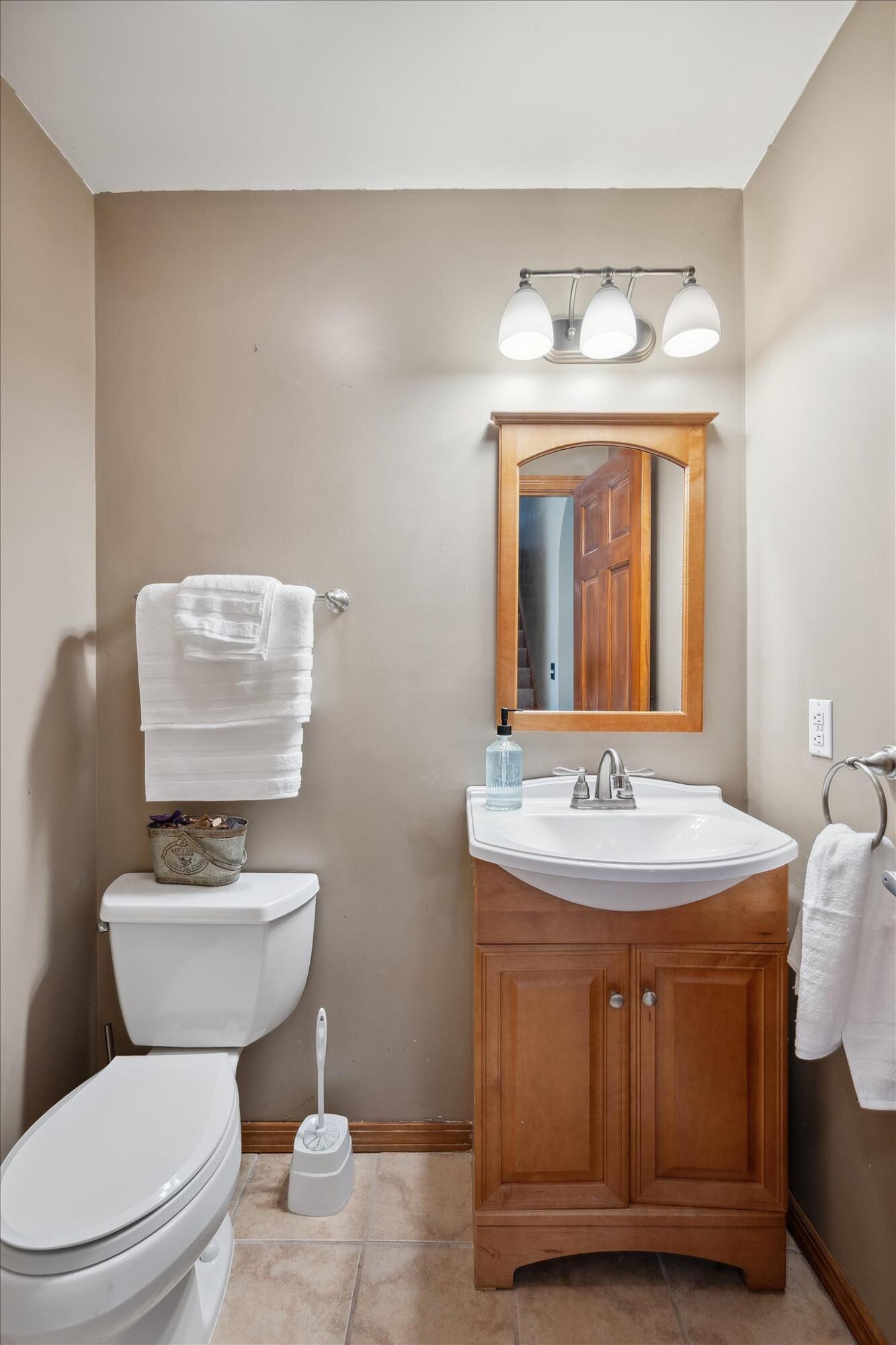 692 Kennebec Road Hampden ME 04444